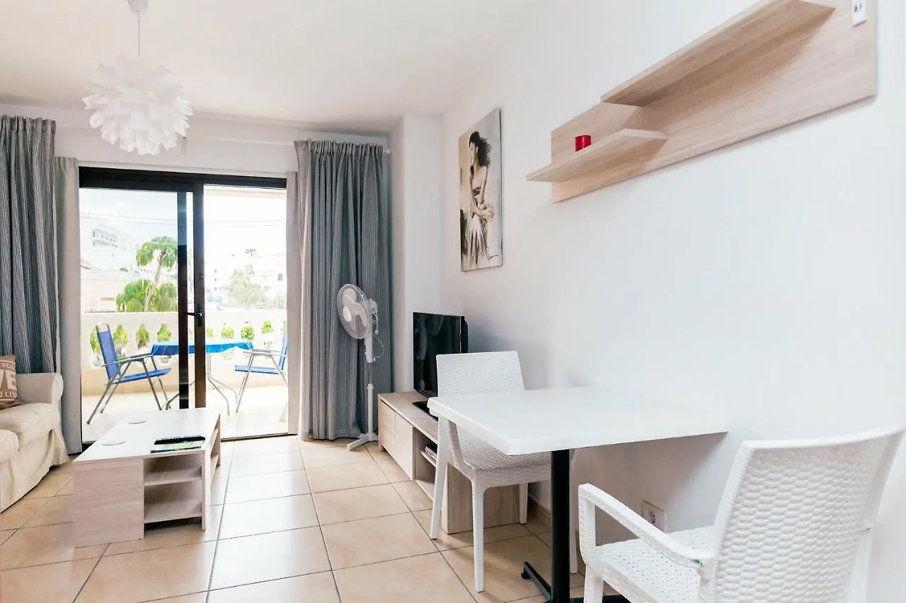 Popular Complex Apartment Los Cristianos   Los Cristianos (Tenerife)