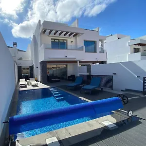  Villa Super Cool In Los Cristianos